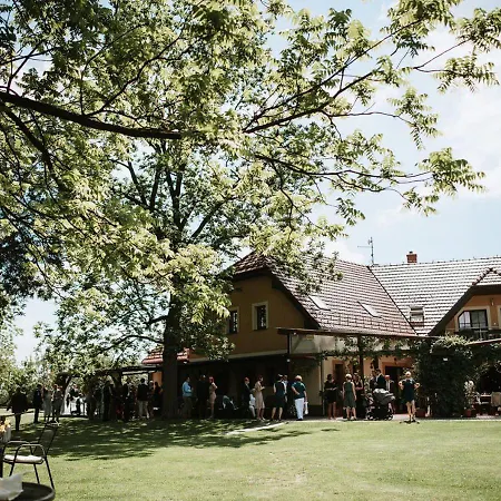 Ekofarma Sadky * Uherské Hradiště